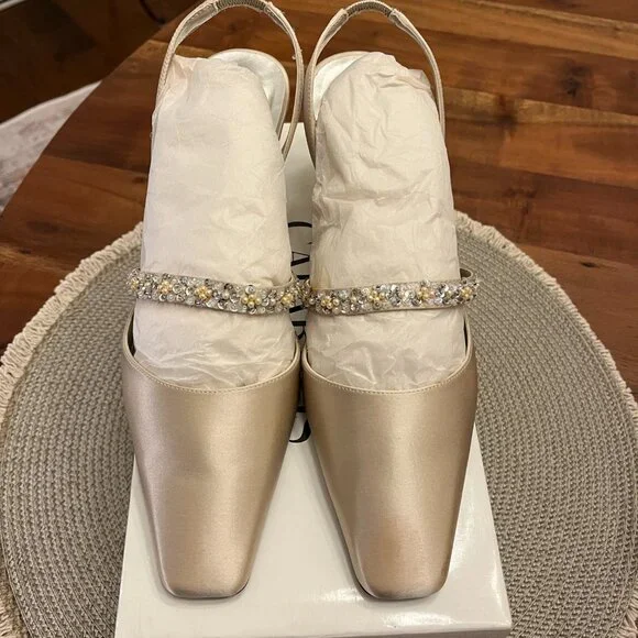 VINTAGE Caparros Evening Bridal Champagne Silk/Satin Slingbacks - 8M - Picture 1 of 13